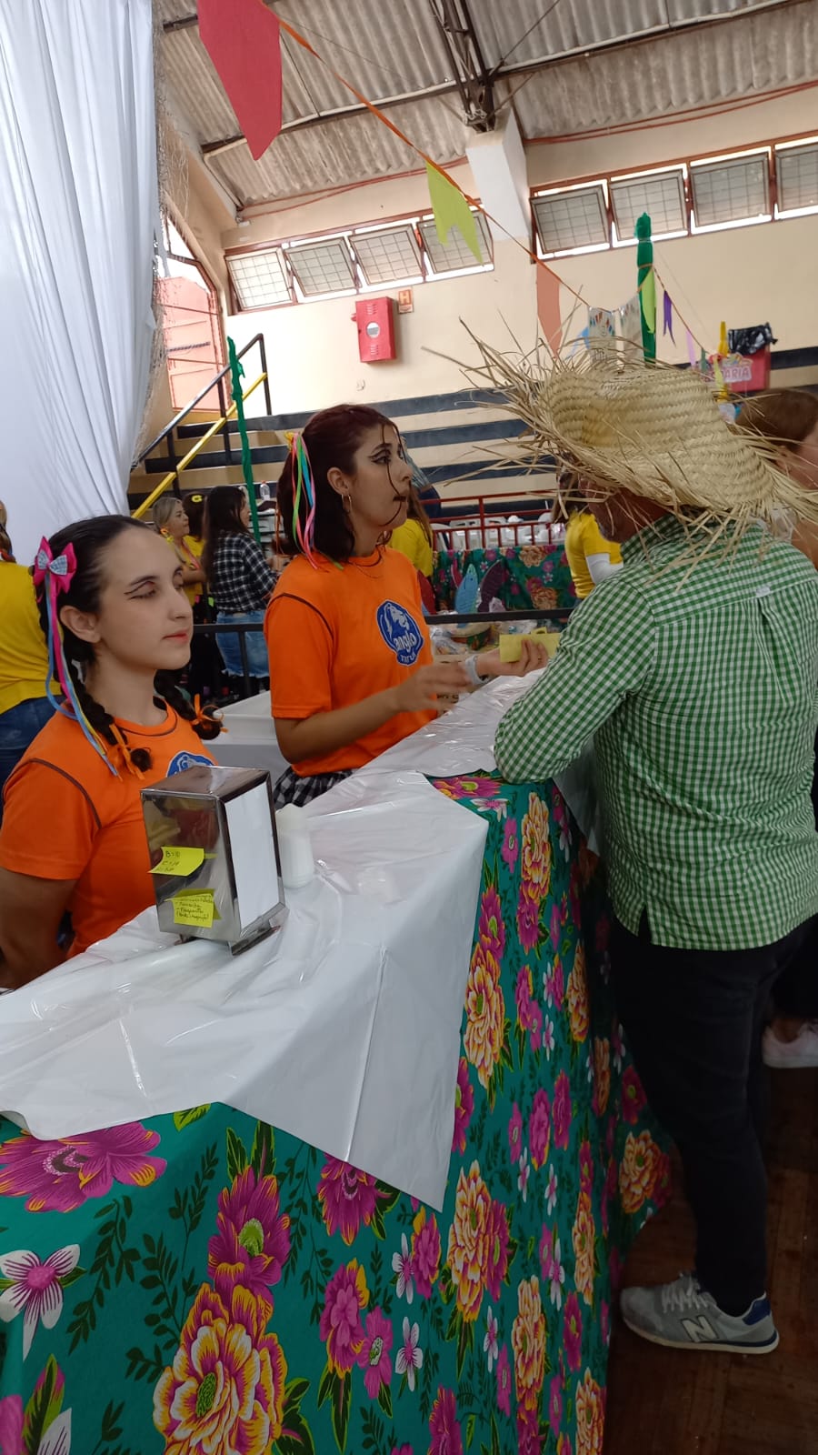 WhatsApp Image 2025-06-09 at 09.57.44 (2).jpeg